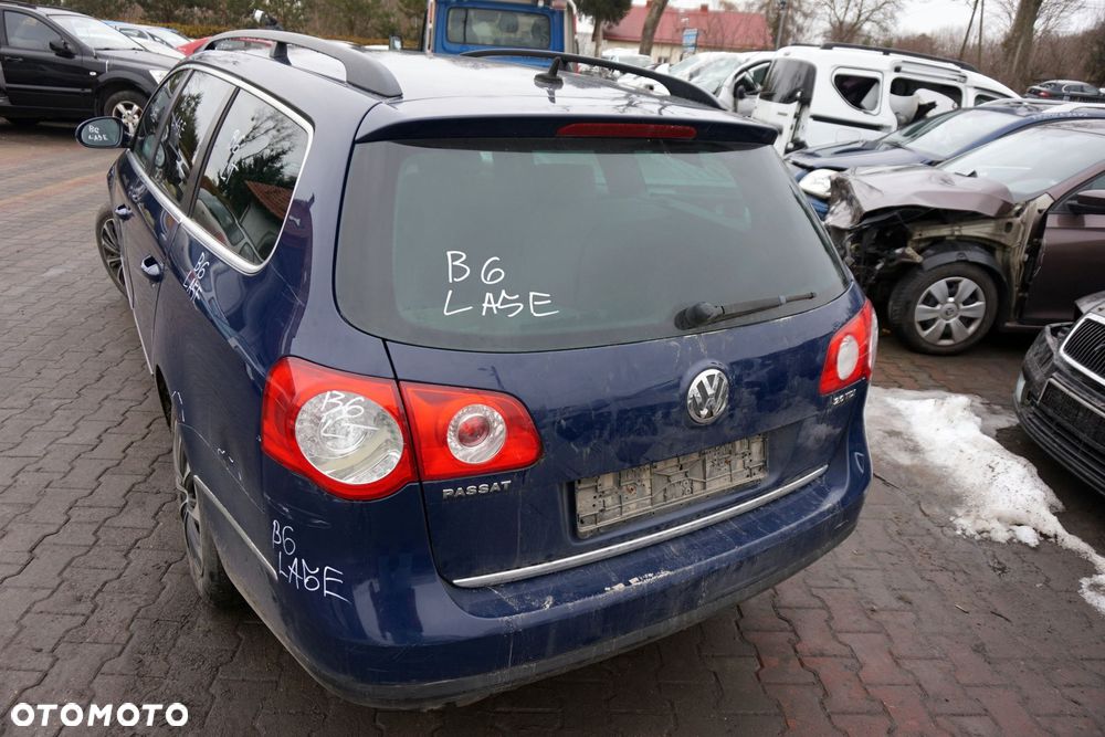 KLAPA BAGAŻNIKA TYLNA PASSAT B6 KOMBI LA5E  GRANATOWY VOLKSWAGEN 2005-2010 - 2