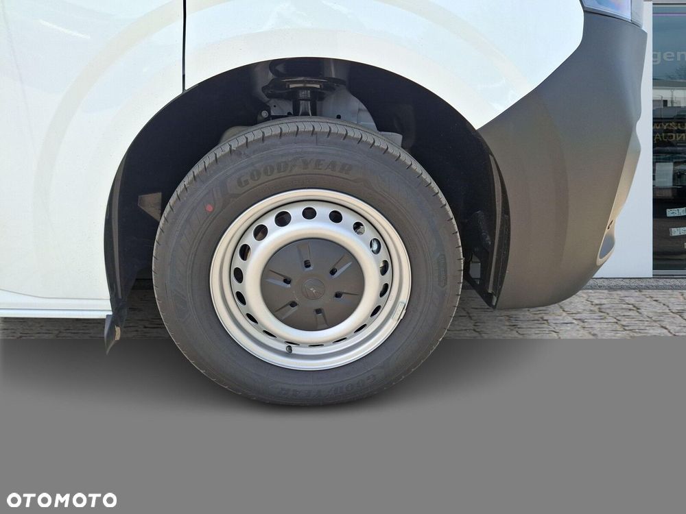 Volkswagen Transporter Furgon 2.0 TDI 150 KM manual - 14