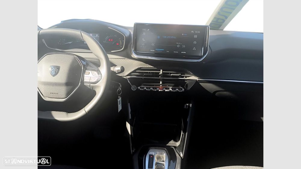 Peugeot 2008 1.2 Hybrid Style e-DCS6 - 19