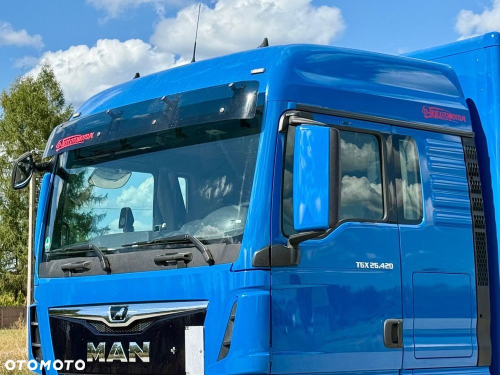 MAN TGX 26.420 / KONTENER / WINDA / 8.5 M DŁUGOŚCI / 21 EUROPALET / 6x2 / 3 OŚ PODNOSZONA I SKRĘTNA / ŁADOWNOŚĆ 14 415 KG / 2018 ROK / Z NIEMIEC - 15
