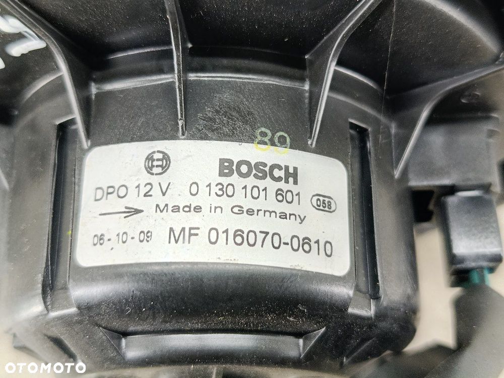 WENTYLATOR NAWIEWU TOYOTA COROLLA VERSO II MF016070-0610 0130101601  BOSCH - 2