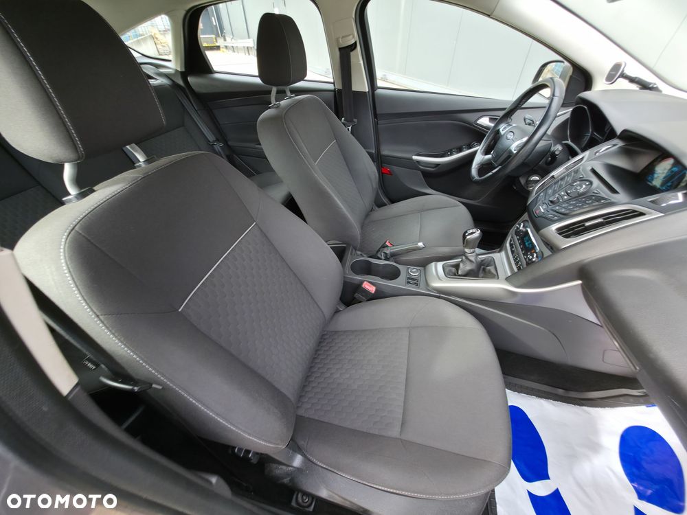 Ford Focus 1.0 EcoBoost Trend ASS - 28