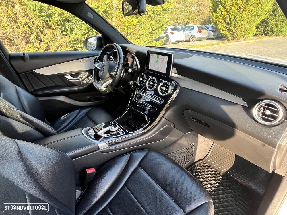 Mercedes-Benz GLC 220 d 4Matic 9G-TRONIC AMG Line - 20