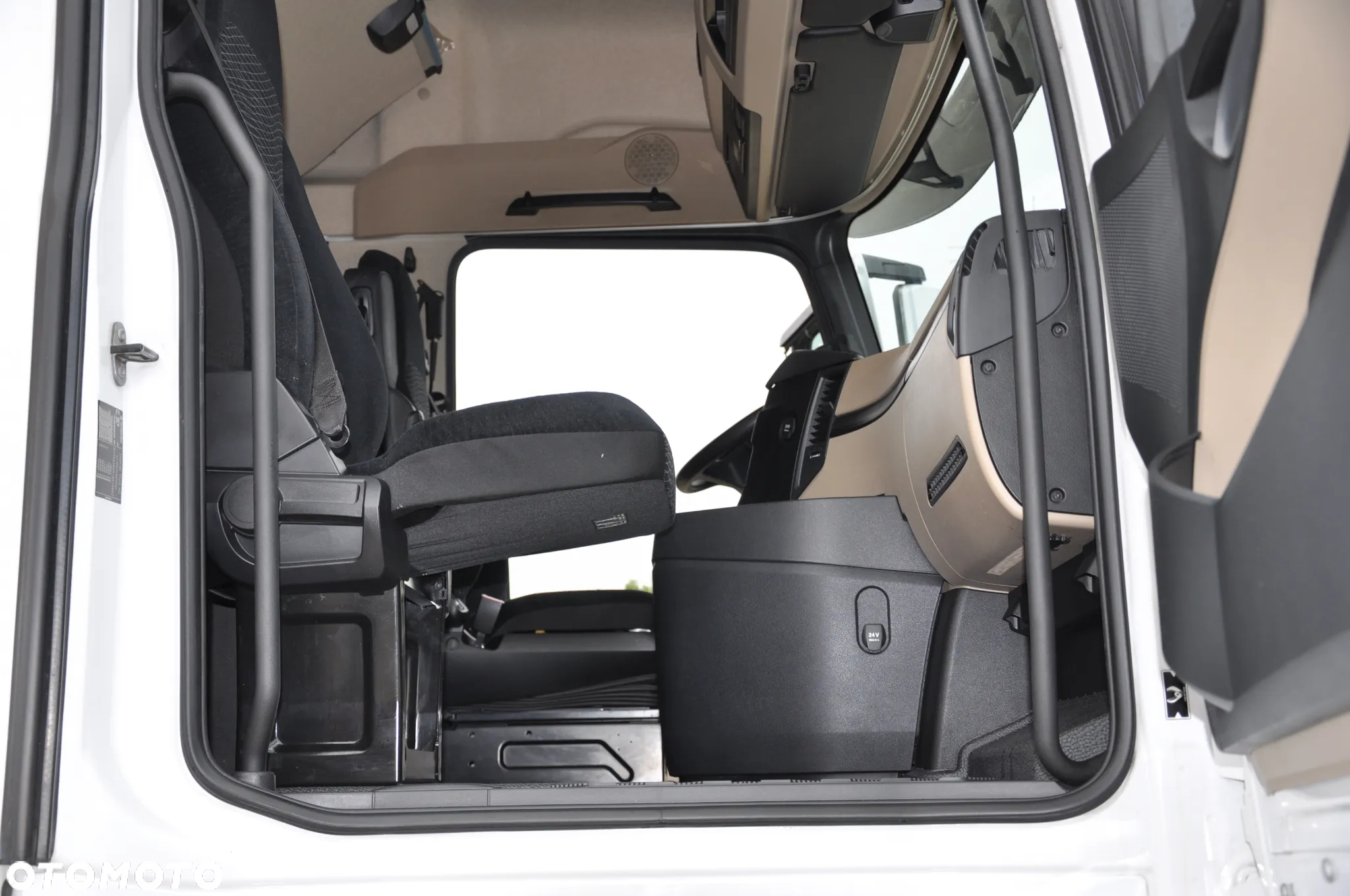 Mercedes-Benz Actros bez retardera - 10