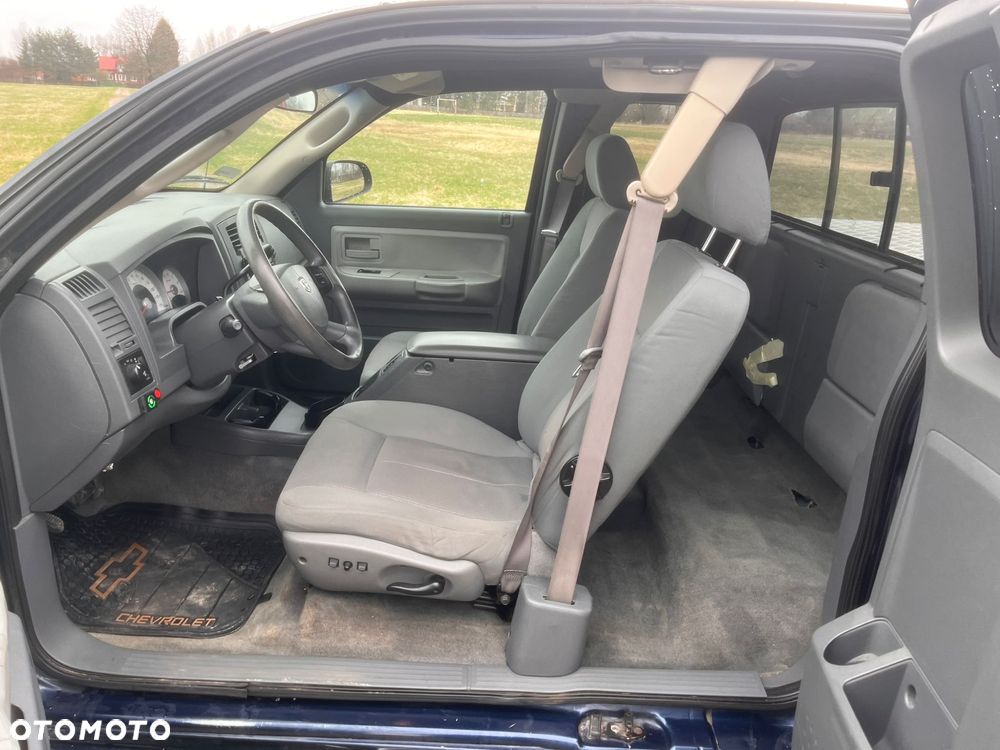 Dodge Dakota - 11