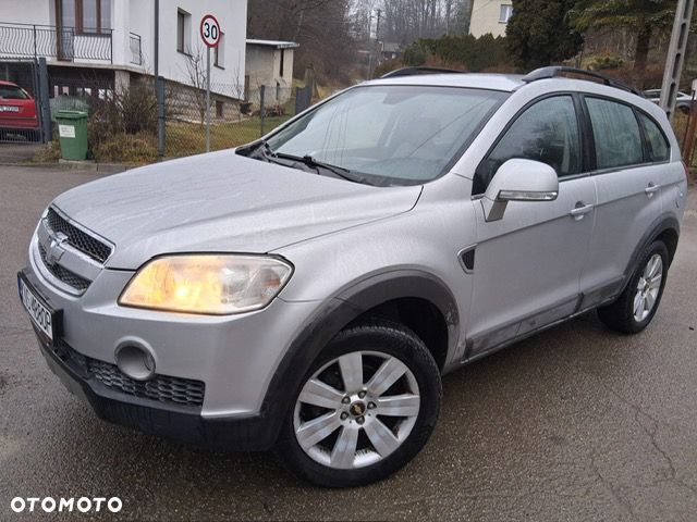 Chevrolet Captiva 2.0 4WD 7 Sitzer Automatik LT - 2