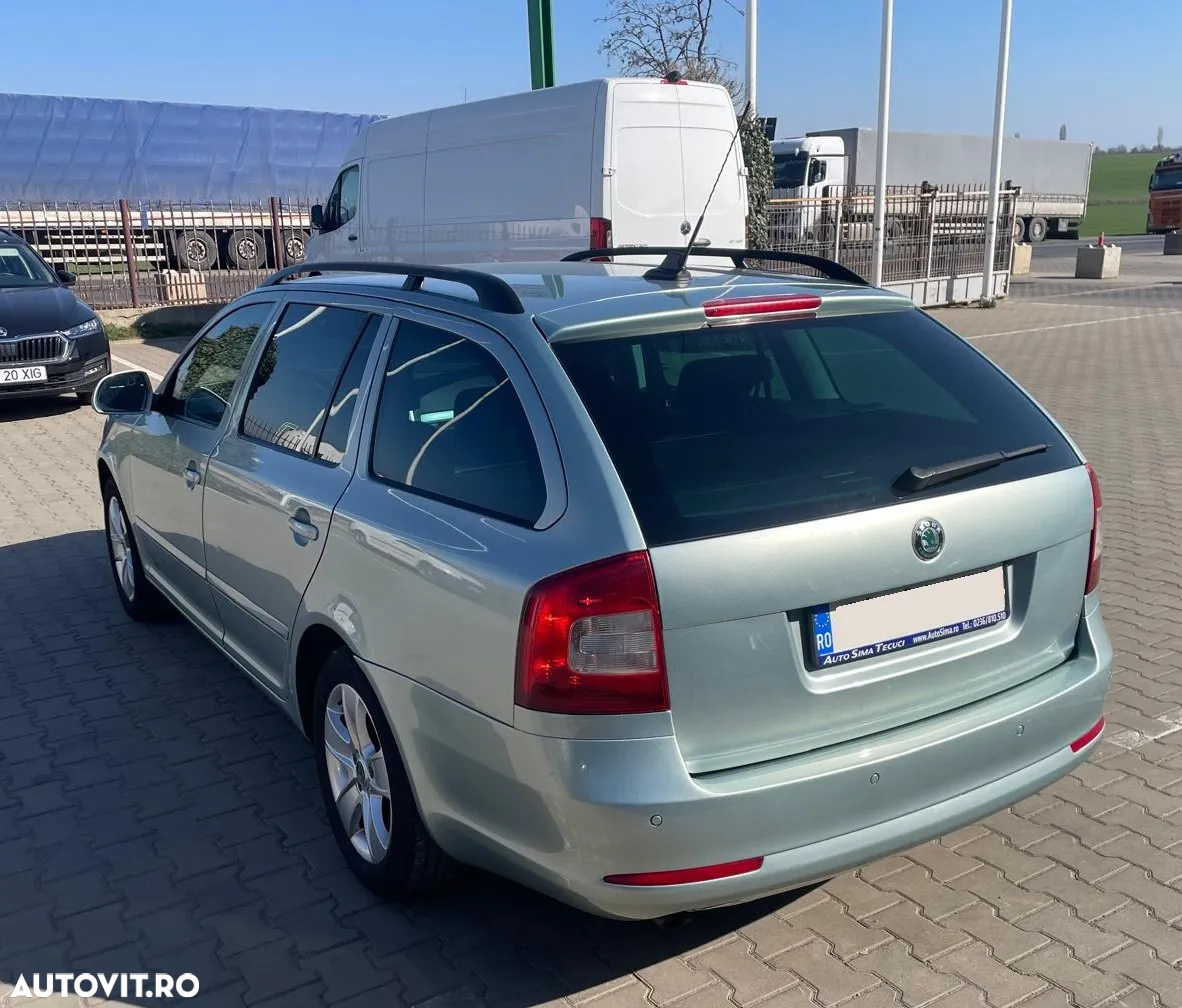 Skoda Octavia Combi 1.2 TSI Ambiente - 5