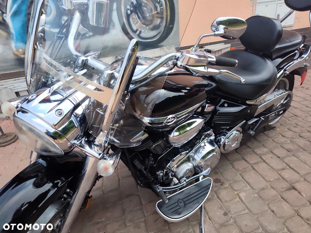 Yamaha Midnight Star - 24