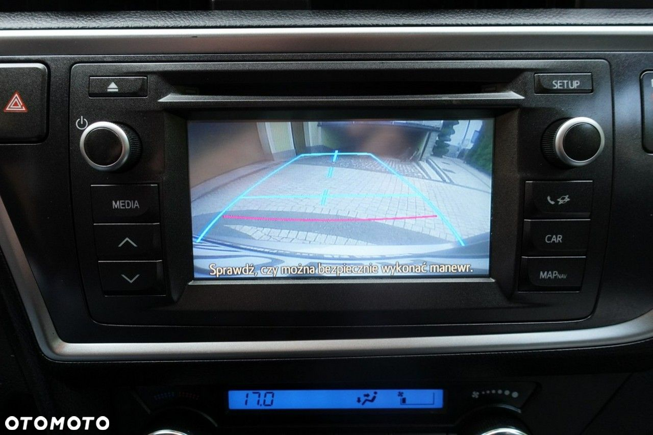 Toyota Auris - 15