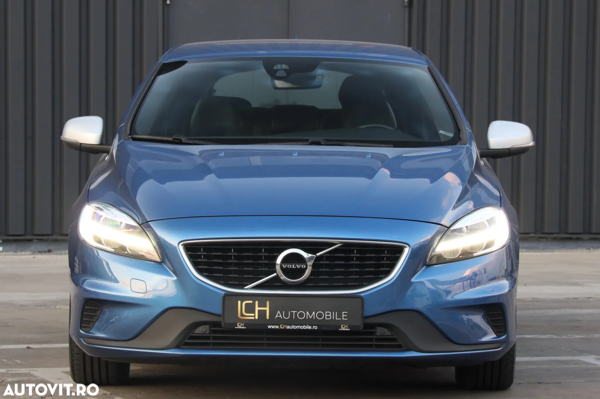 Volvo V40 D3 Geartronic RDesign - 25