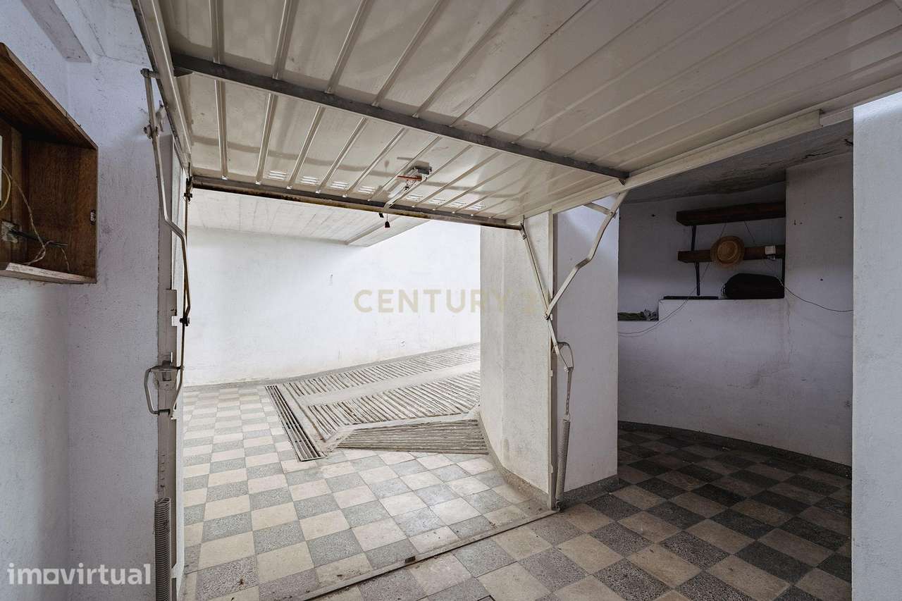 Garagem em Laranjeiro, Almada - Oportunidade Única - Grande imagem: 3/16