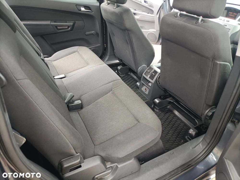 Opel Zafira - 7
