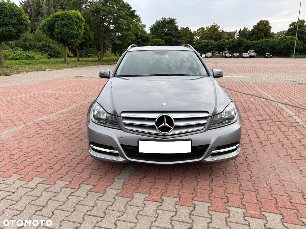 Mercedes-Benz Klasa C 180 CGI BlueEff Avantgarde - 10