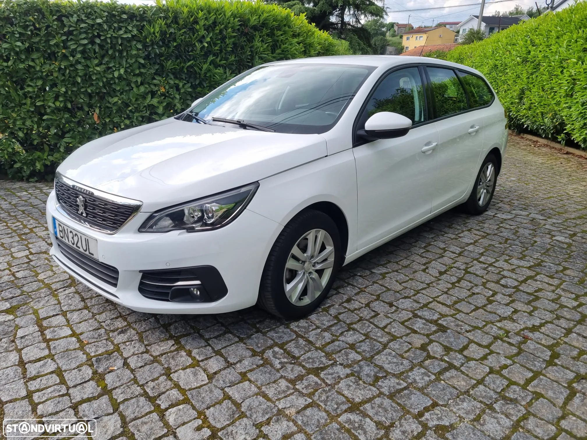 Peugeot 308 SW BlueHDi 130 EAT8 Style - 3