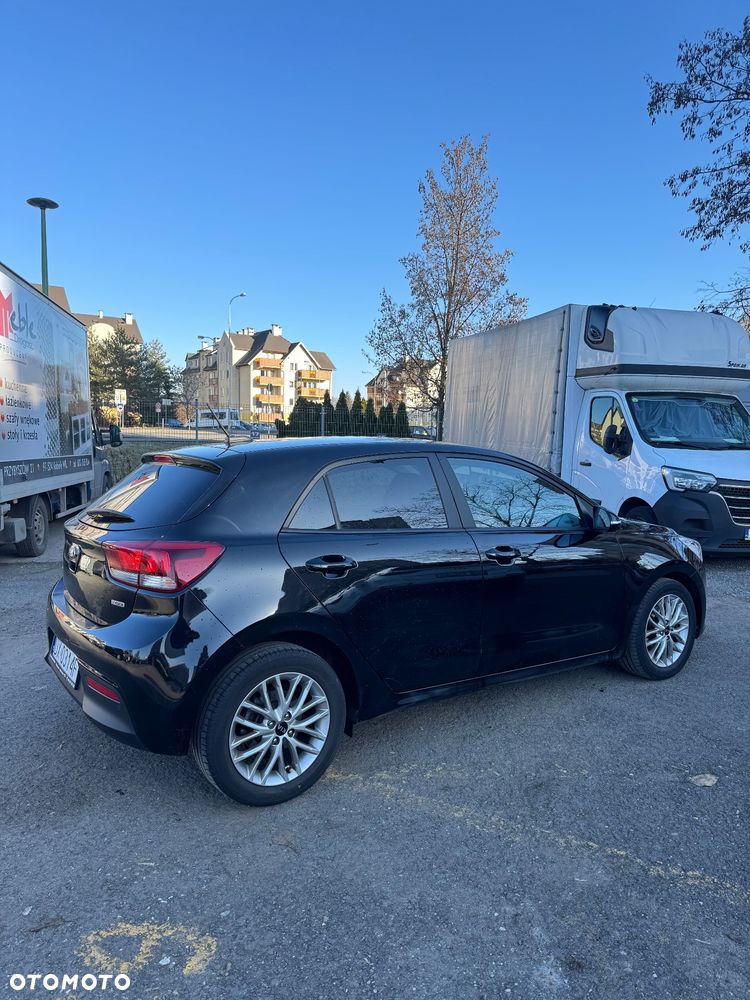 Kia Rio 1.0 T-GDI 100 Dream-Team Edition - 10