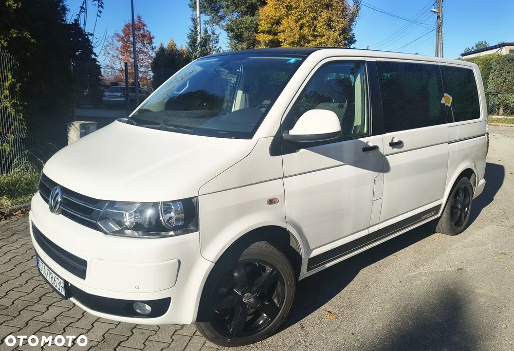 Volkswagen Multivan - 1