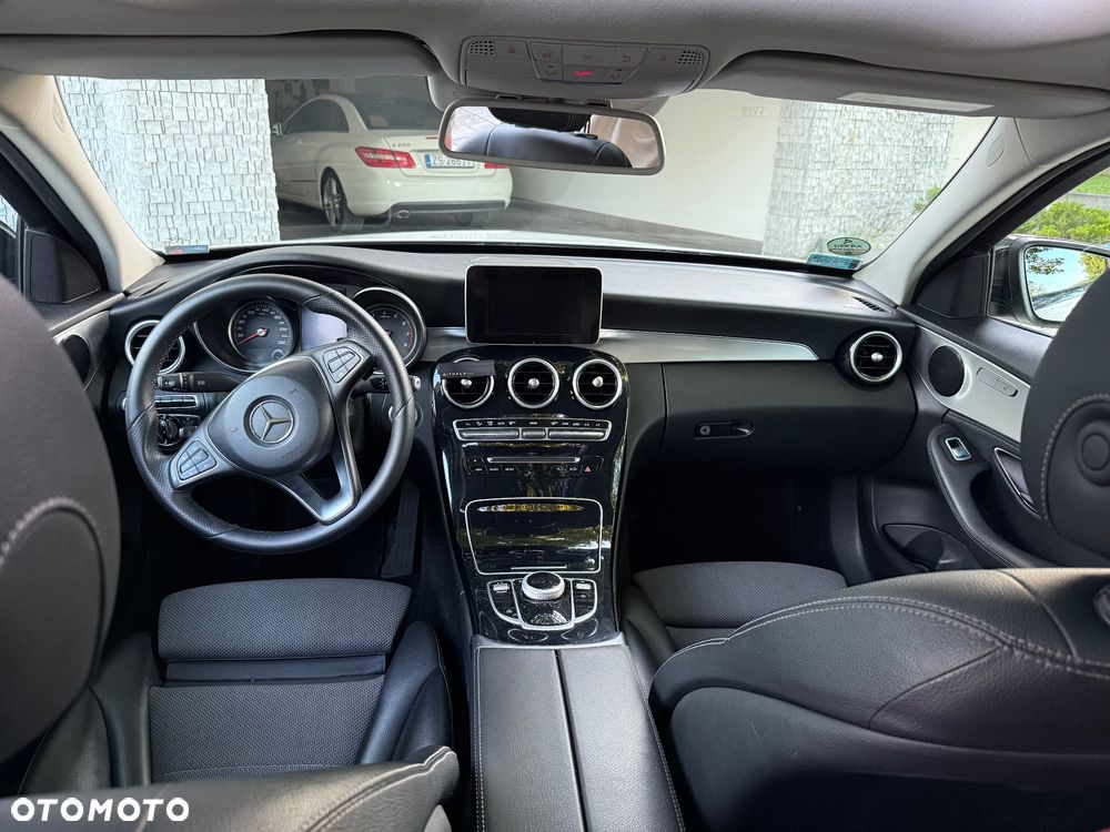 Mercedes-Benz Klasa C 200 4-Matic 7G-TRONIC - 10