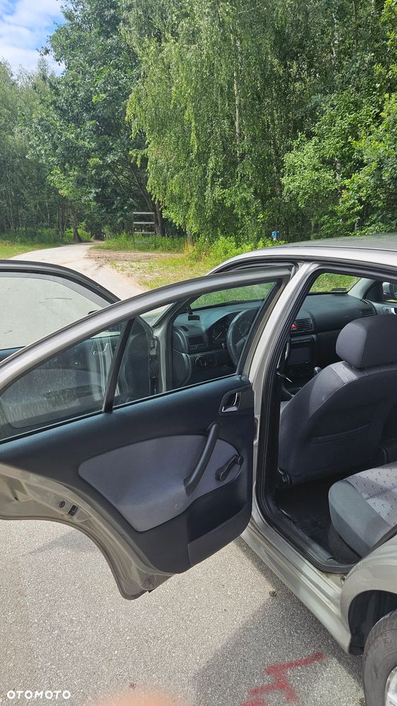 Skoda Octavia 1.6 Tour - 17