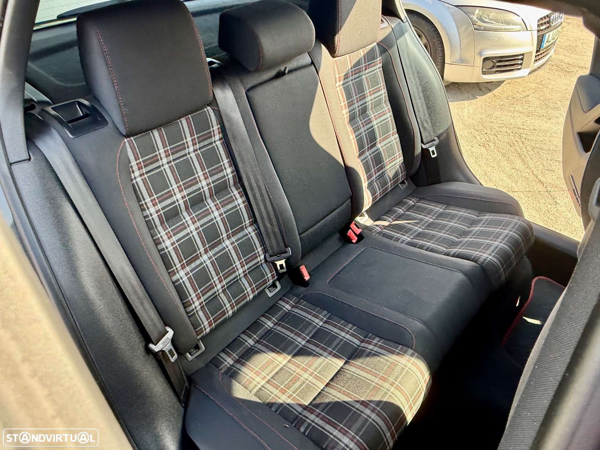 VW Golf 2.0 TSi GTI - 9