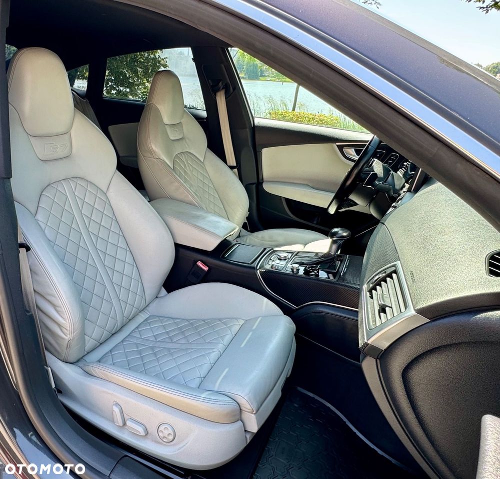 Audi S7 Sportback Standard - 18