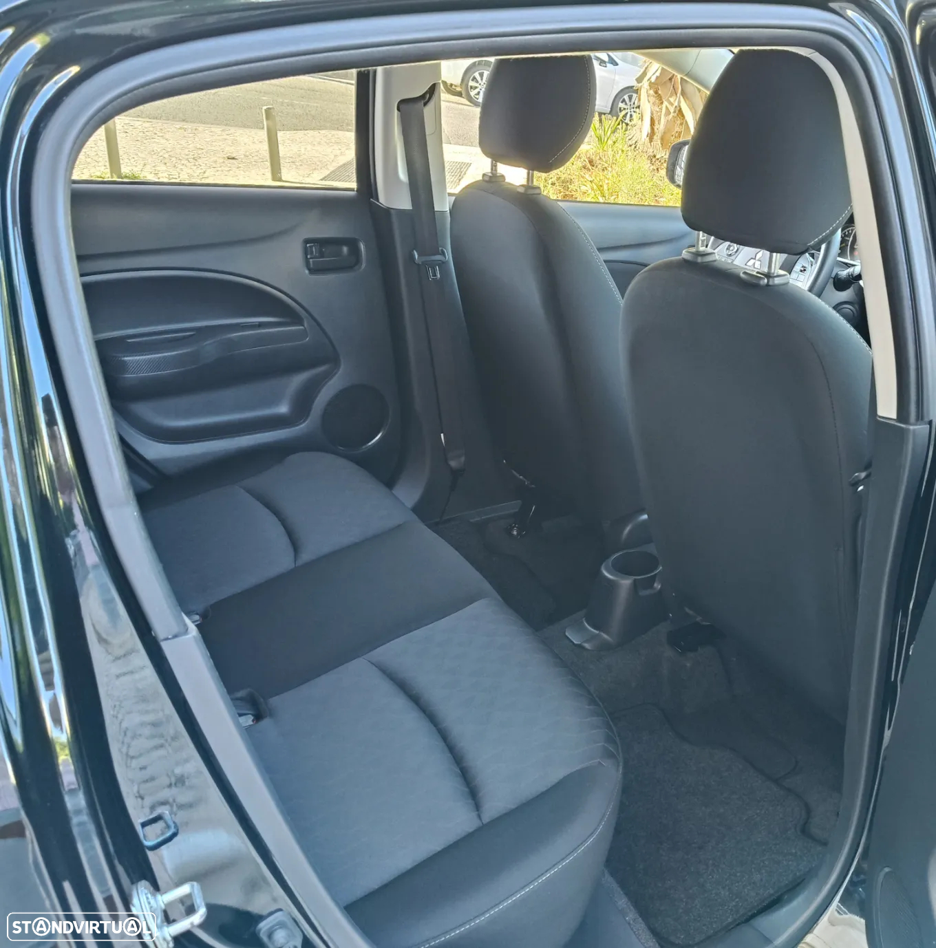 Mitsubishi Space Star 1.2 Intense - 21
