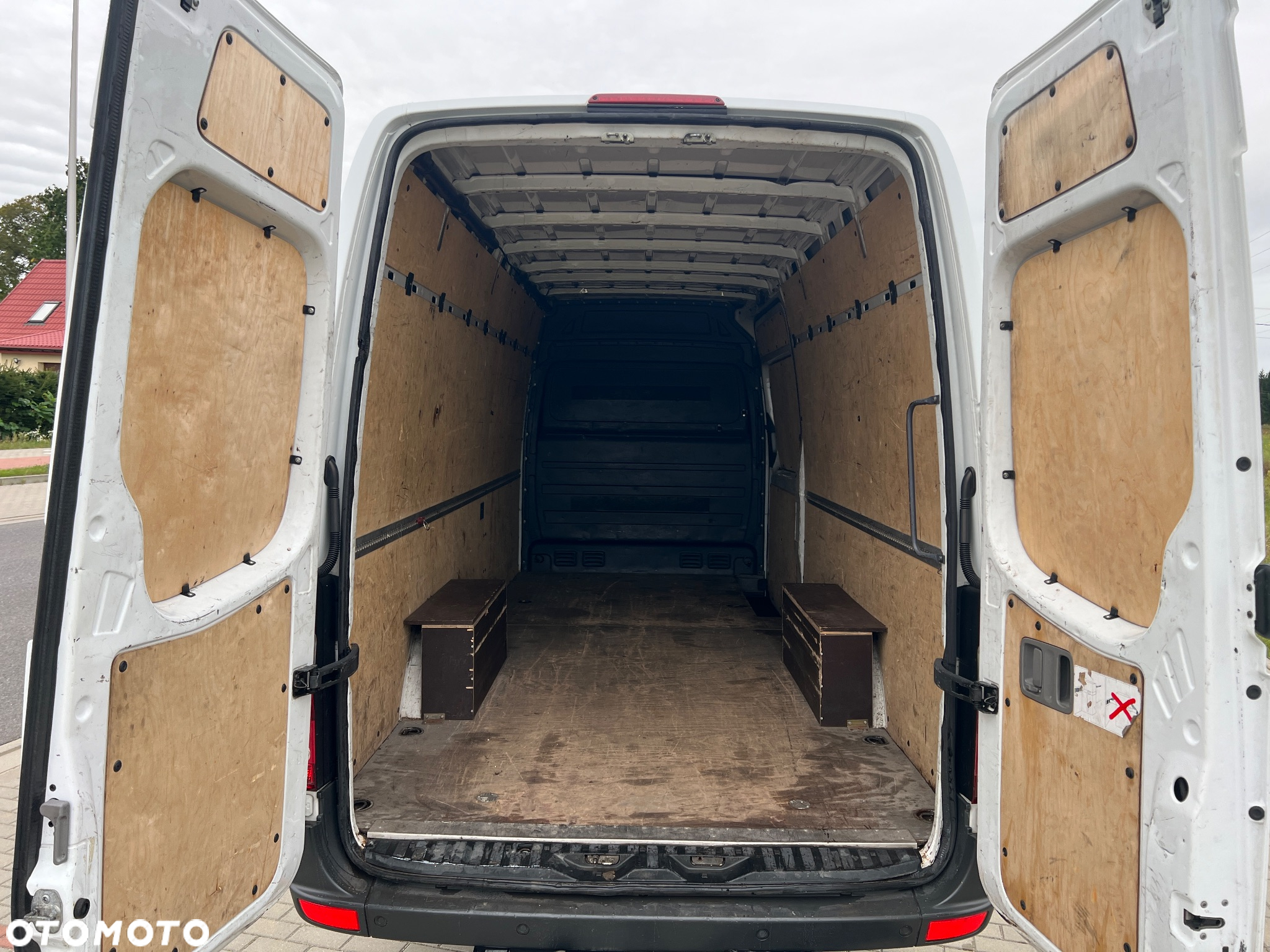 Mercedes-Benz Sprinter - 26
