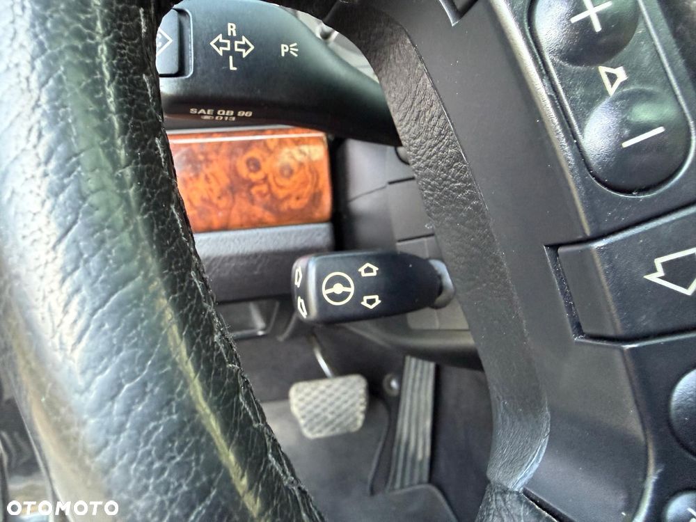 BMW Seria 5 540i - 16