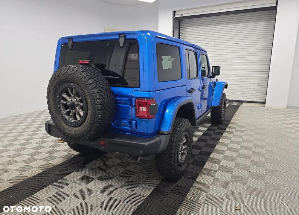 Jeep Wrangler - 5