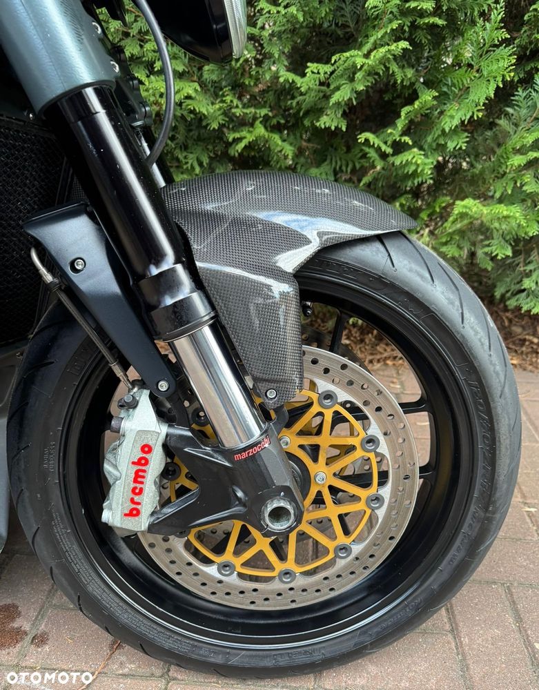 MV AGUSTA Brutale - 4