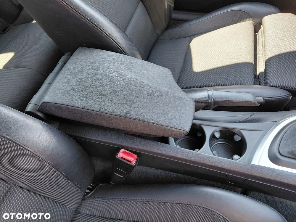 BMW Seria 1 120d Edition Exclusive - 30