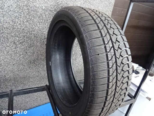235/45/R18 98V Goodride Zuper Snow Z-507 - 2