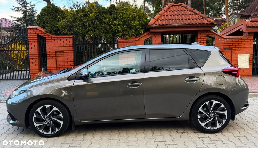 Toyota Auris 1.33 VVT-i Comfort - 4