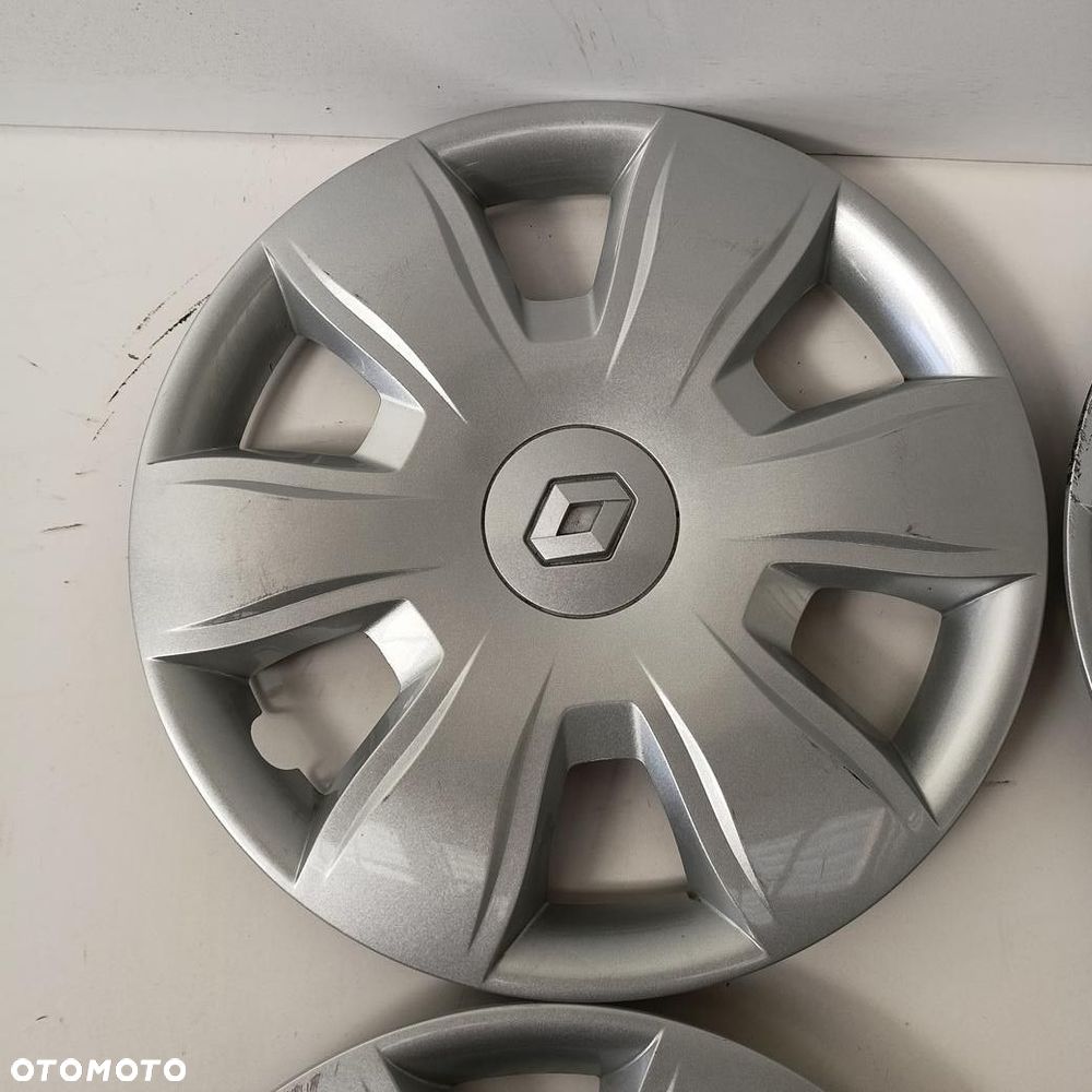 Kołpaki 15 Reno Scenic II 8200896012 4szt (F6700) - 2