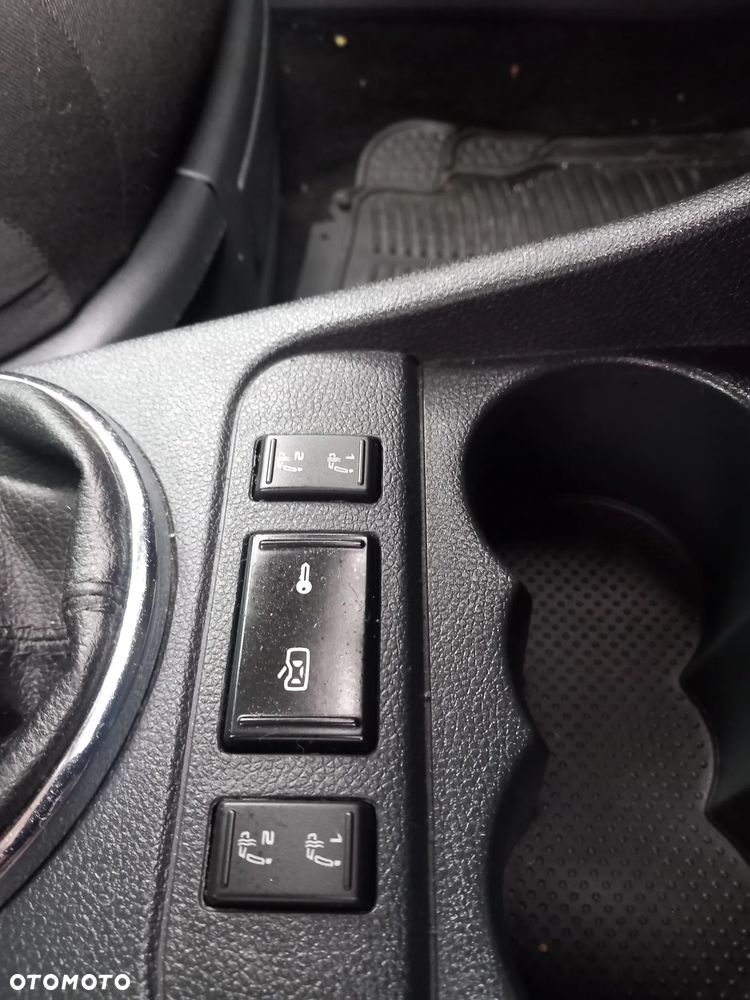 Skoda Roomster 1.6 TDI DPF Scout - 29