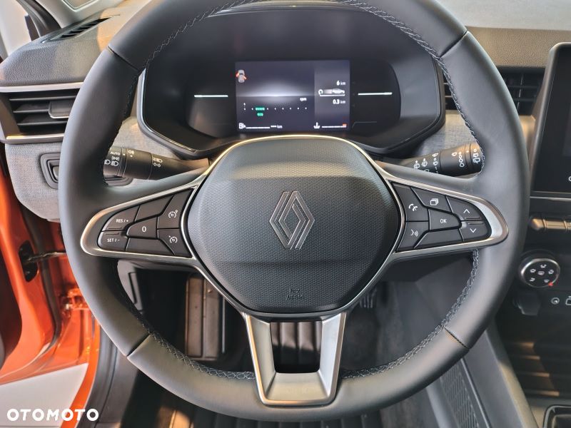 Renault Clio 1.0 TCe Evolution X-Tronic - 8