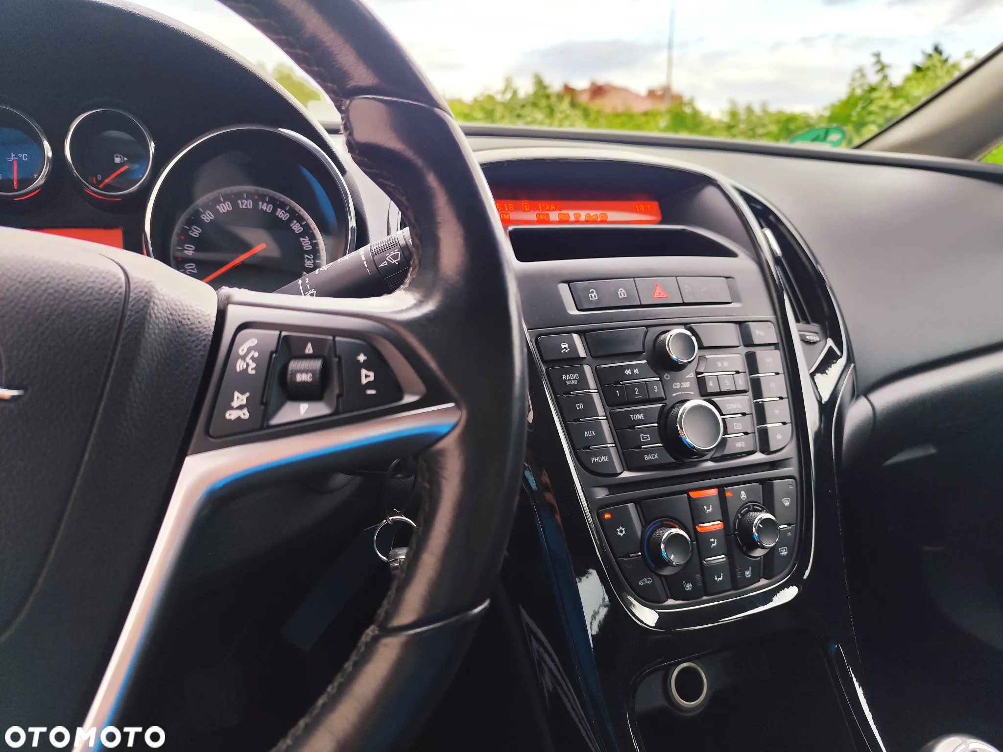 Opel Astra 1.7 CDTI DPF 150 Jahre - 21