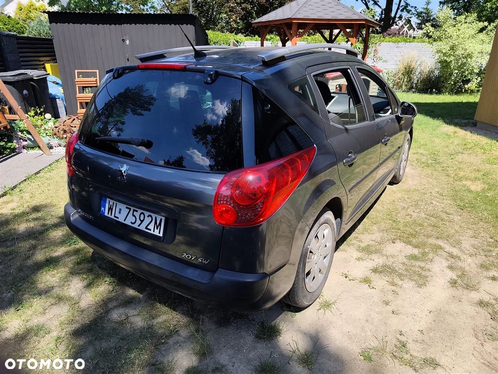 Peugeot 207 - 4