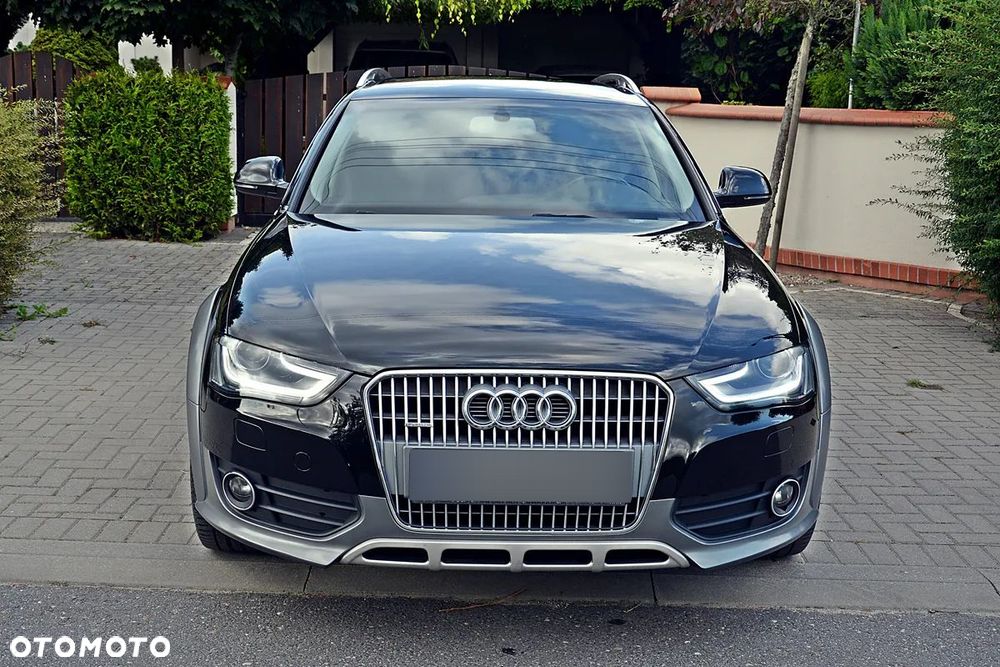 Audi A4 Allroad - 10