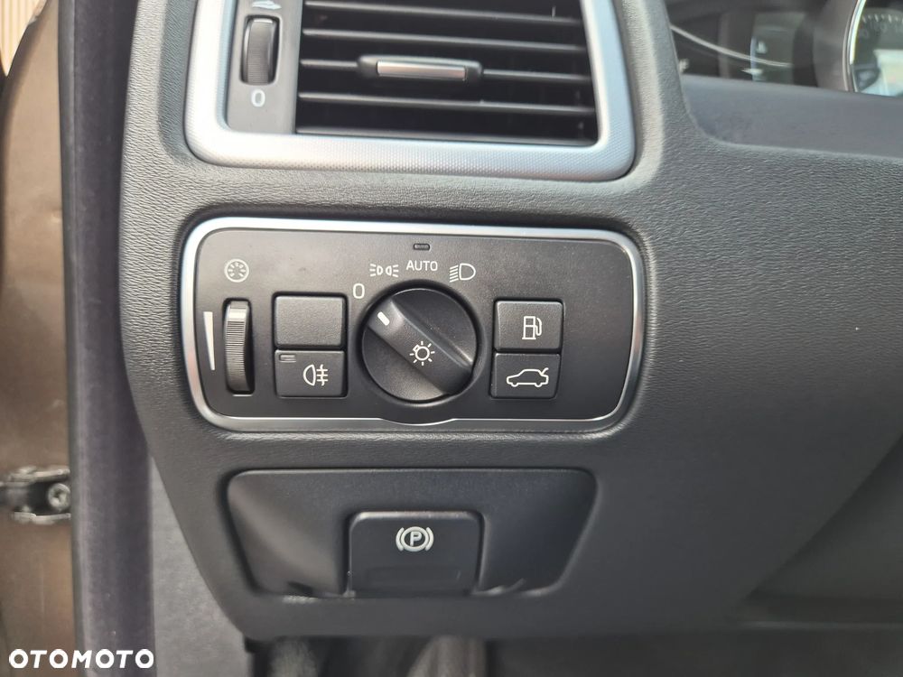Volvo V70 D4 Drive-E Dynamic Momentum - 35