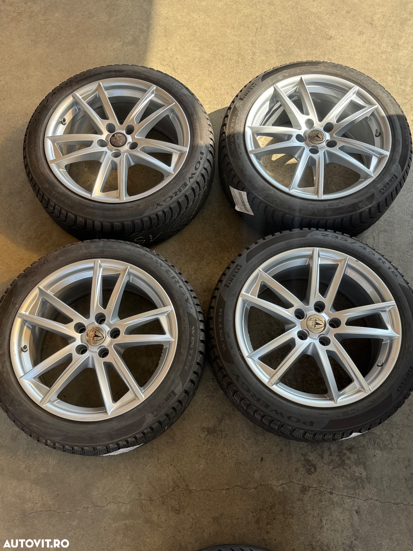 Vând jante originale Tesla 3 pe 18” cu anvelope de iarnă ca noi - 2