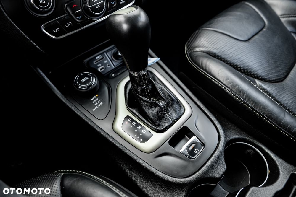 Jeep Cherokee 2.0 Multijet Active Drive II Automatik Limited - 37