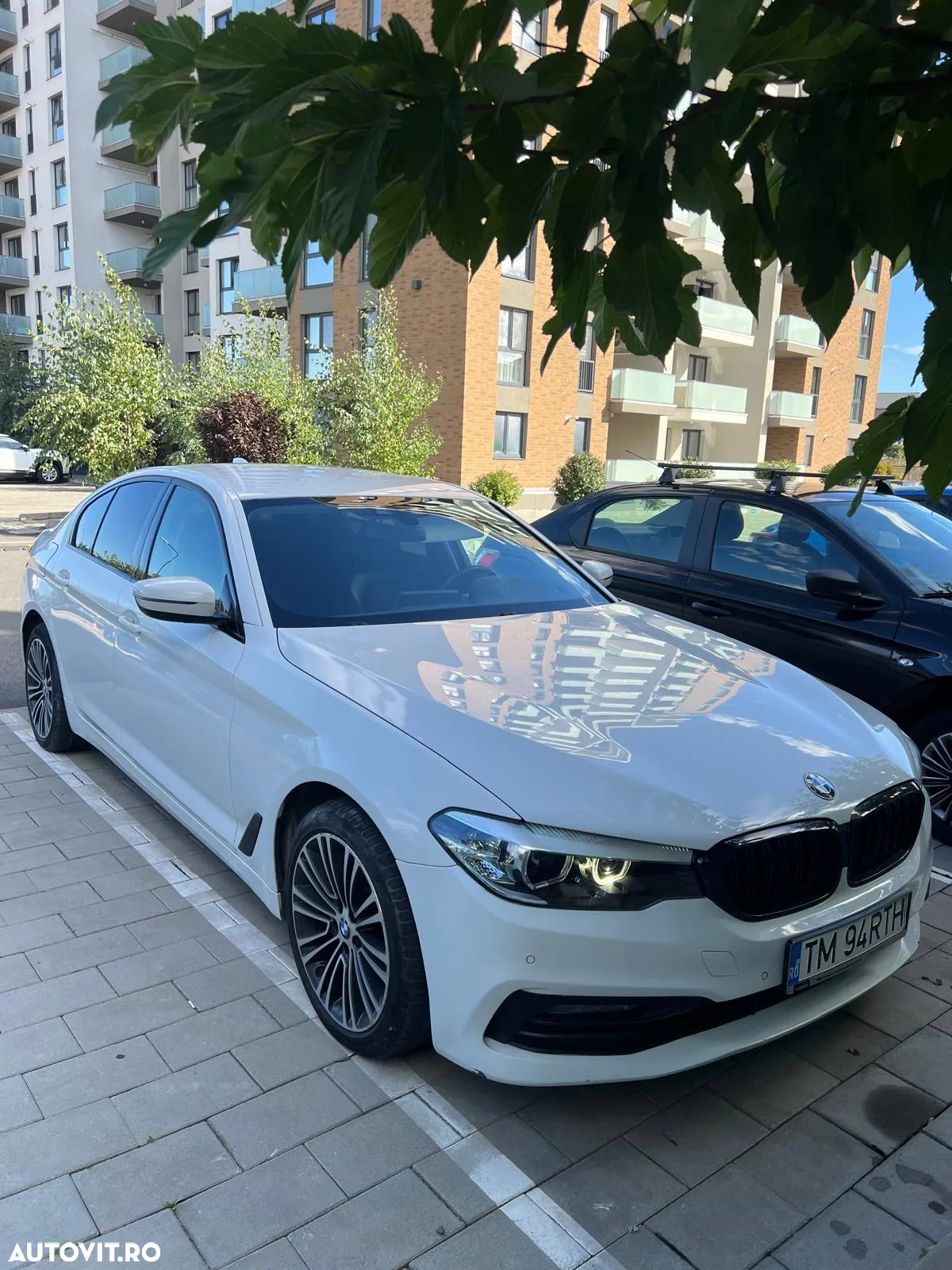 BMW Seria 5 520d xDrive AT - 5
