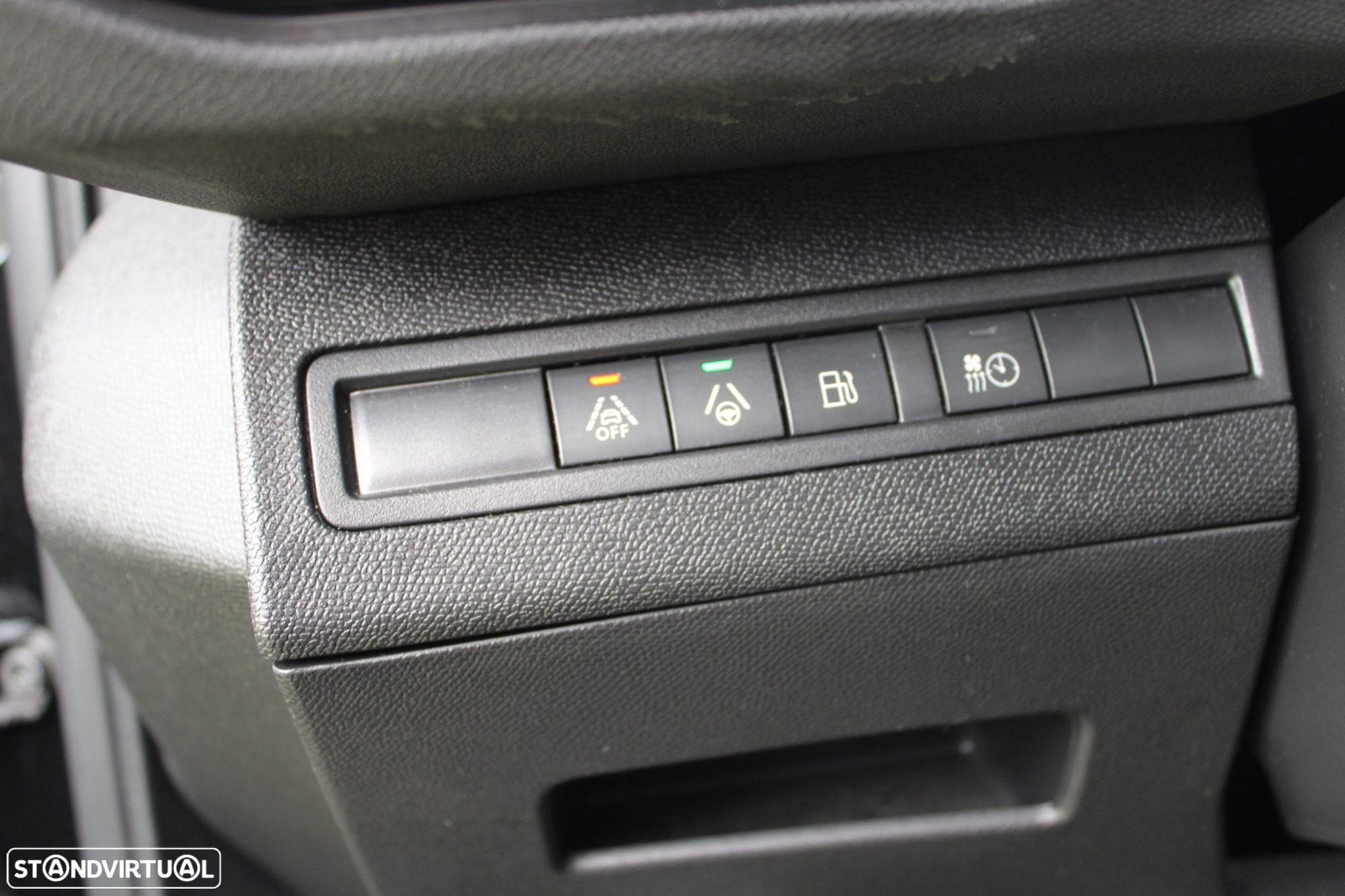 Peugeot 3008 1.6 Hybrid GT e-EAT8 - 37