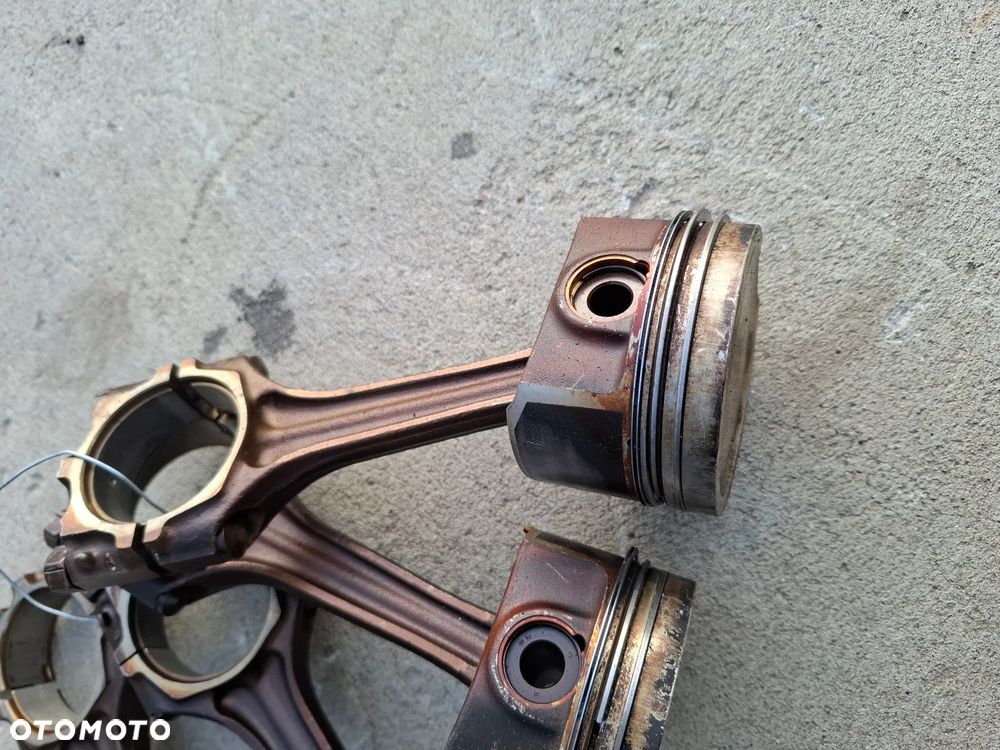 Tłok Korbowód 1.8 T 1.8T Audi VW Seat Skoda 81P27 027B - 4