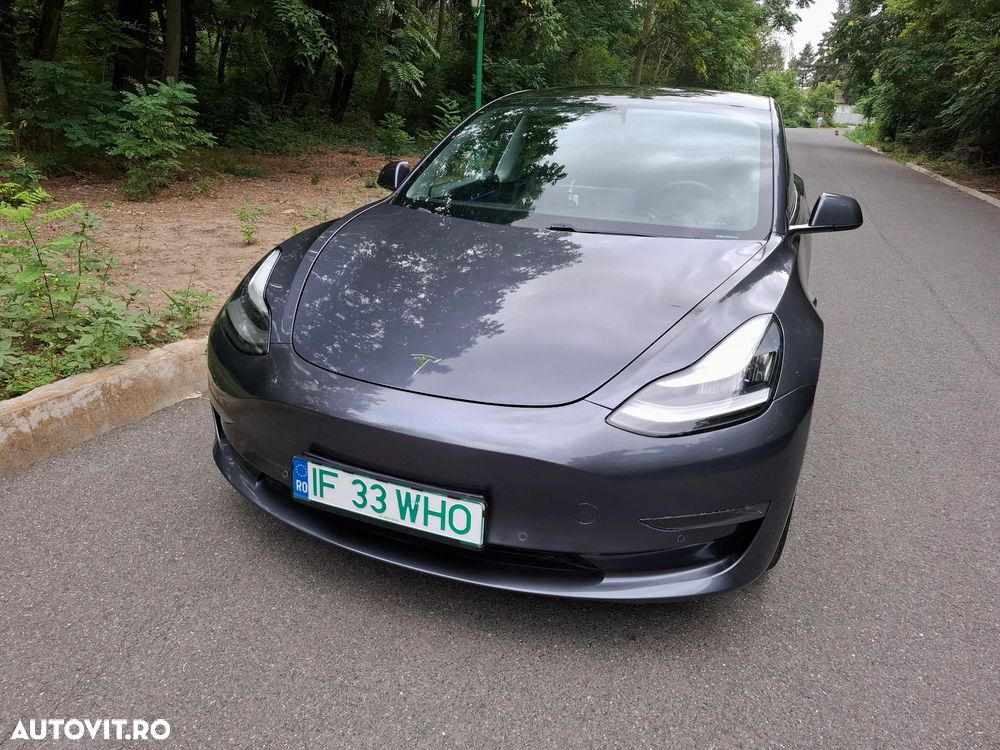 Tesla Model 3 Long Range - 2