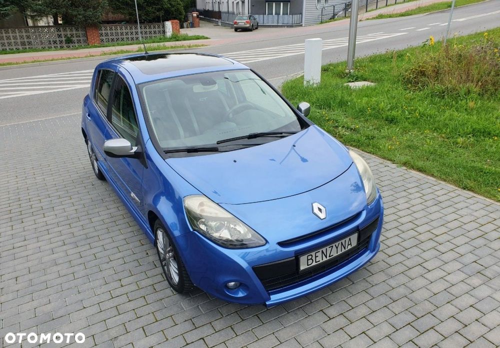 Renault Clio - 26