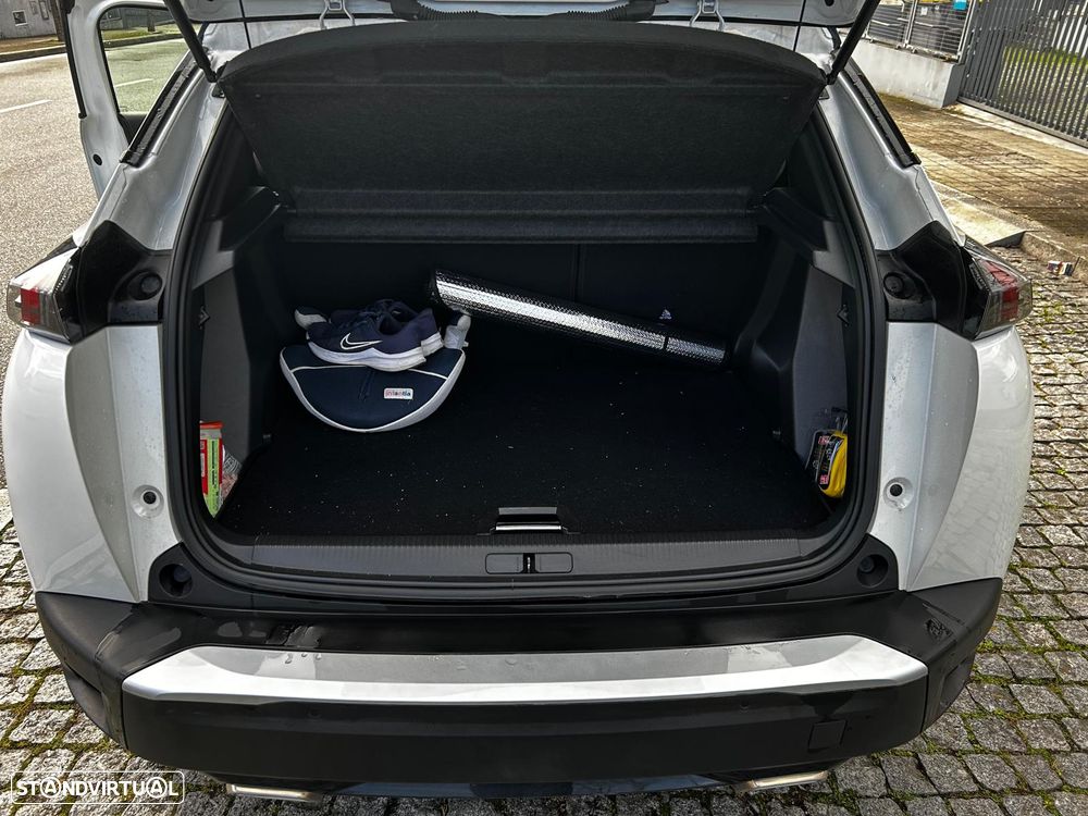 Peugeot 2008 1.2 PureTech GT Line - 11