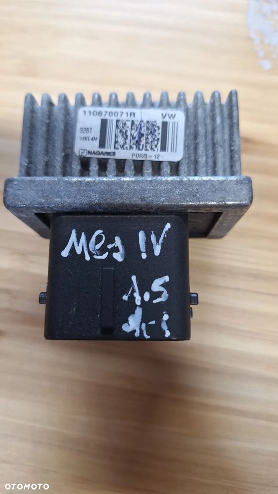 Moduł świec żarowych renault megane IV 1.5 dci 110678071R - 1