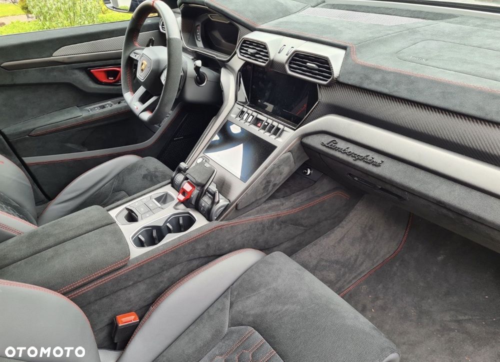 Lamborghini Urus Standard - 7