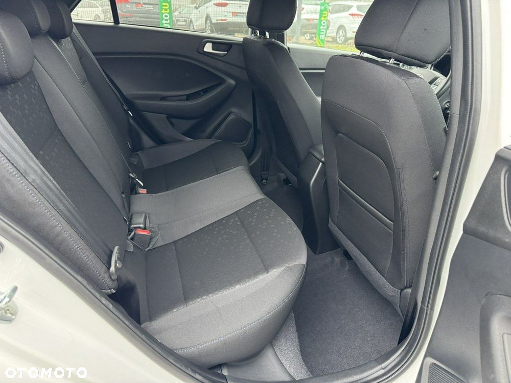 Hyundai i20 blue 1.2 YES!+ - 33